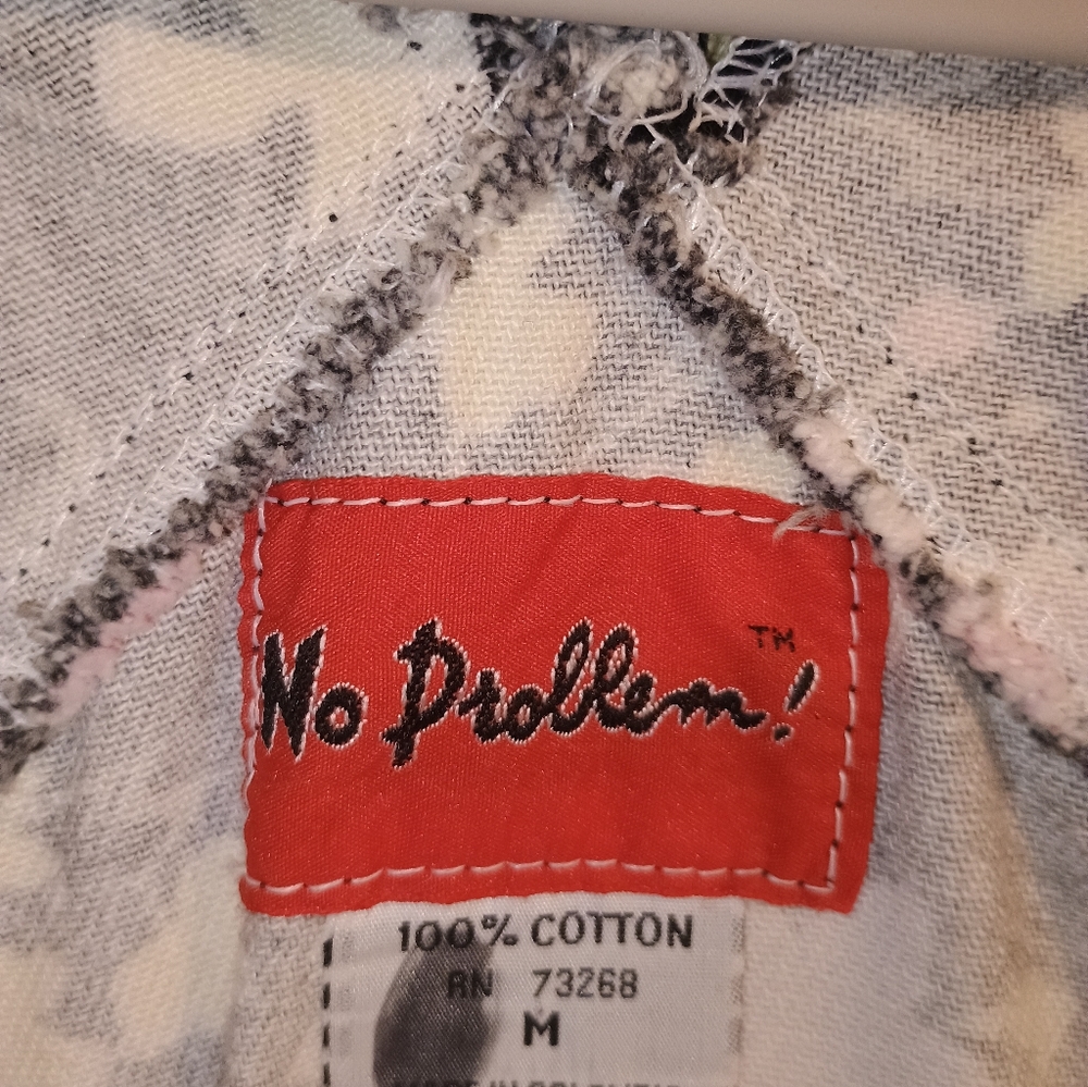 no Problem Floral Short Overalls Black with Pink & Purple Flowers Women's Size M - Picture 2 of 8